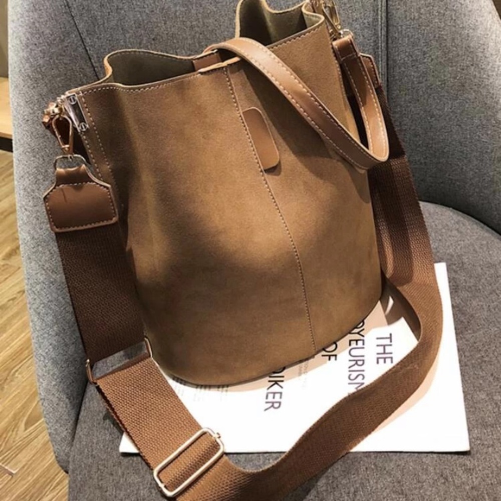 Bucket Tote